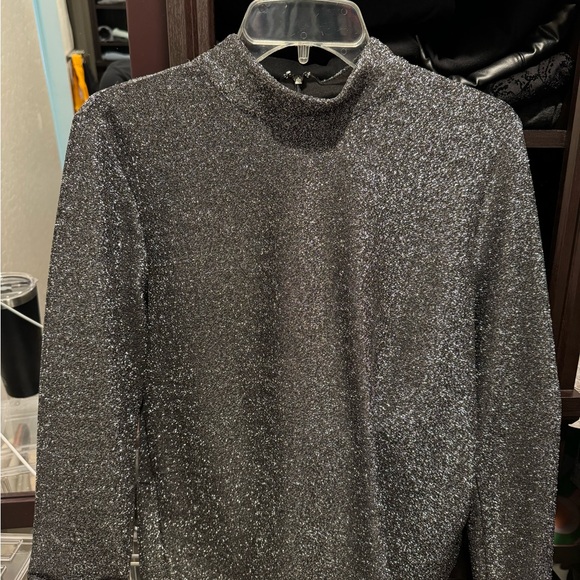 Michael Kors silver shimmery holiday top size L zipper high neck - Picture 9 of 10